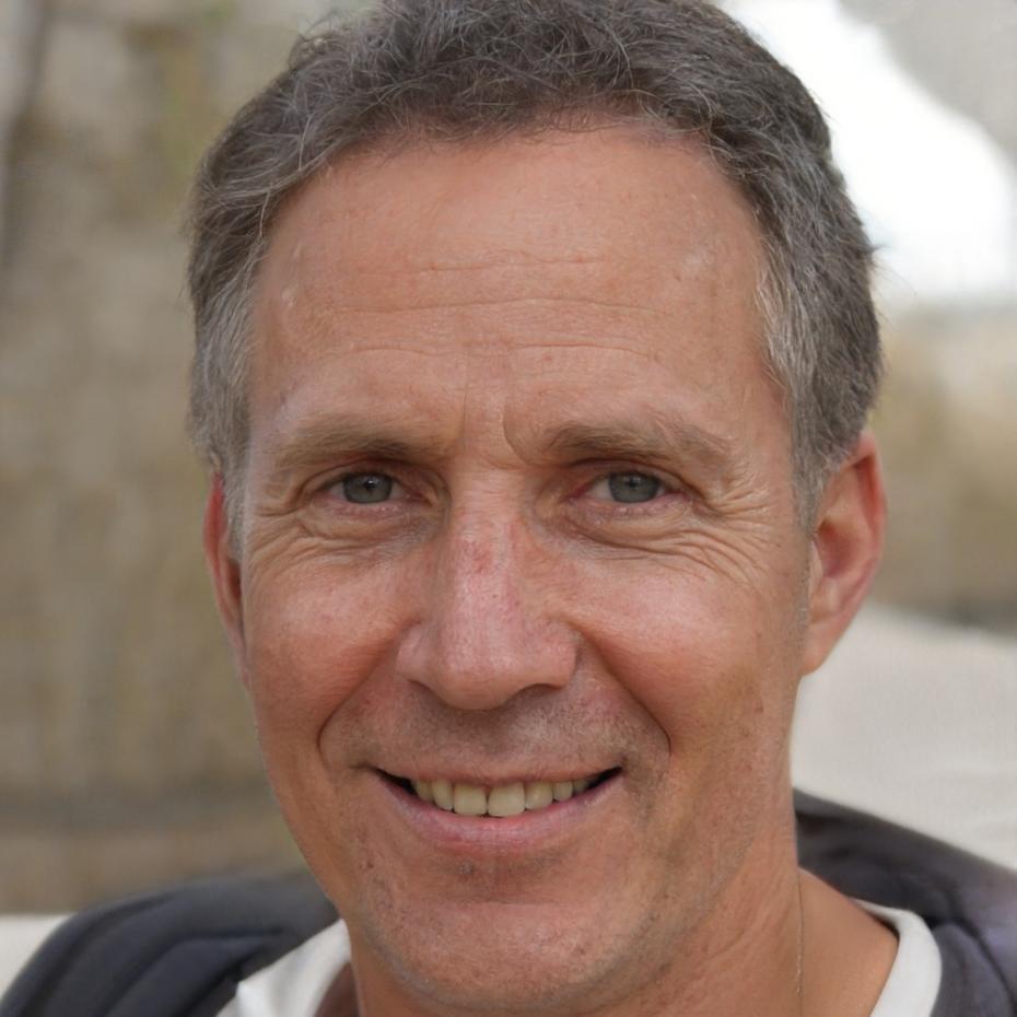 Portrait of Finbar Keough, Markets Instructor